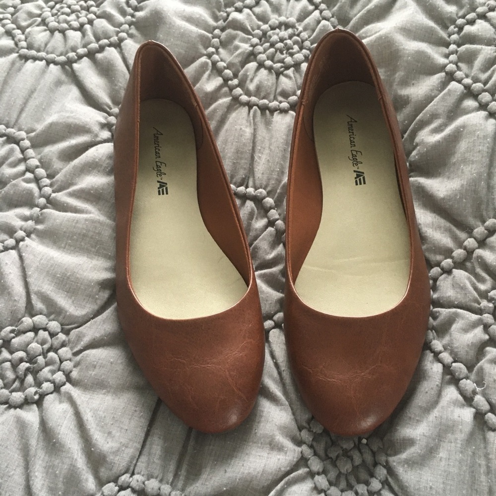 American Eagle ballet flats